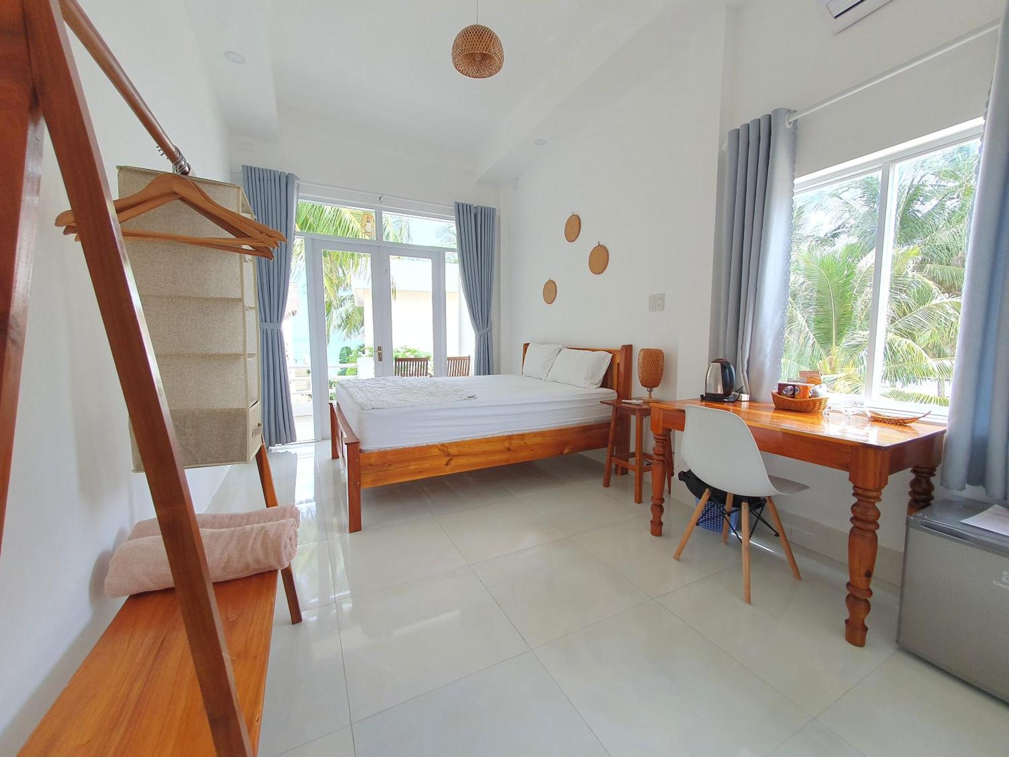 Lucky Spot Beach Bungalow Bed & Breakfast Song Cau Eksteriør bilde